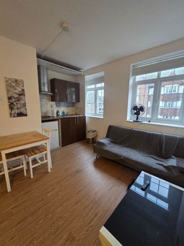 One bedroom flat in Hendon Central