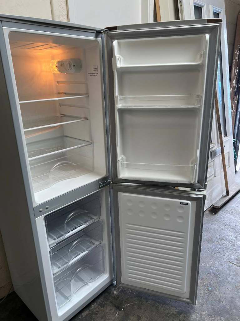 Can deliver ✅ FridgeFreezer – Good Condition