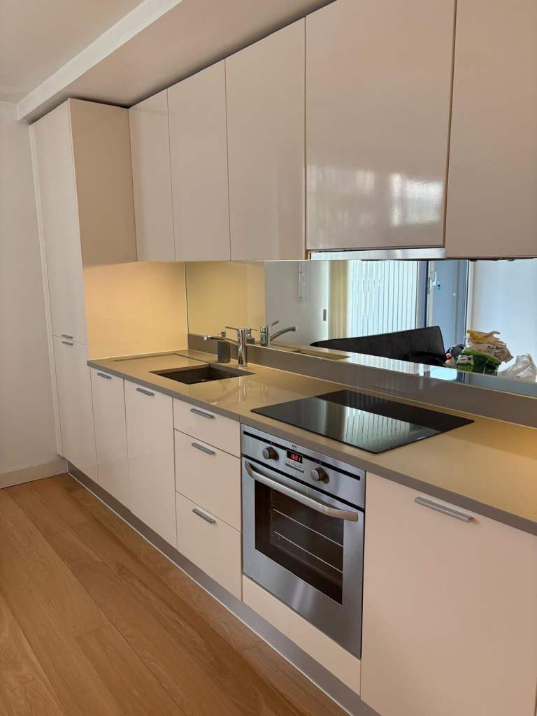 Modern 1-Bed Flat in Hayes (UB3) | £1,500 PCM | Open to R2SA & R2SH