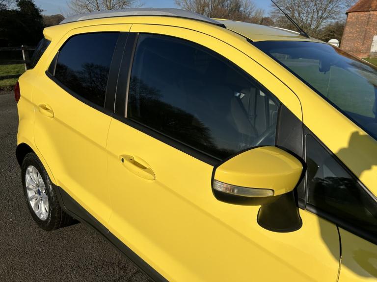 FORD ECOSPORT 1.5 Zetec 2015