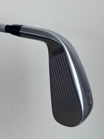 Titleist U505 2024 #3 Iron / 20 Degree / Stiff Flex HZRDUS Black