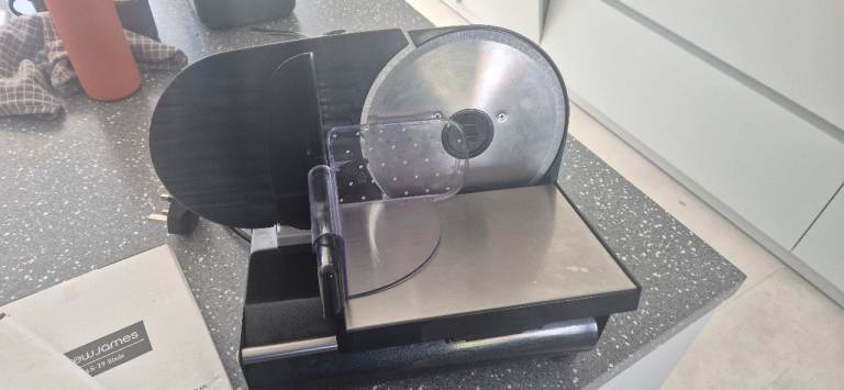 19cm Andrew James Food slicer