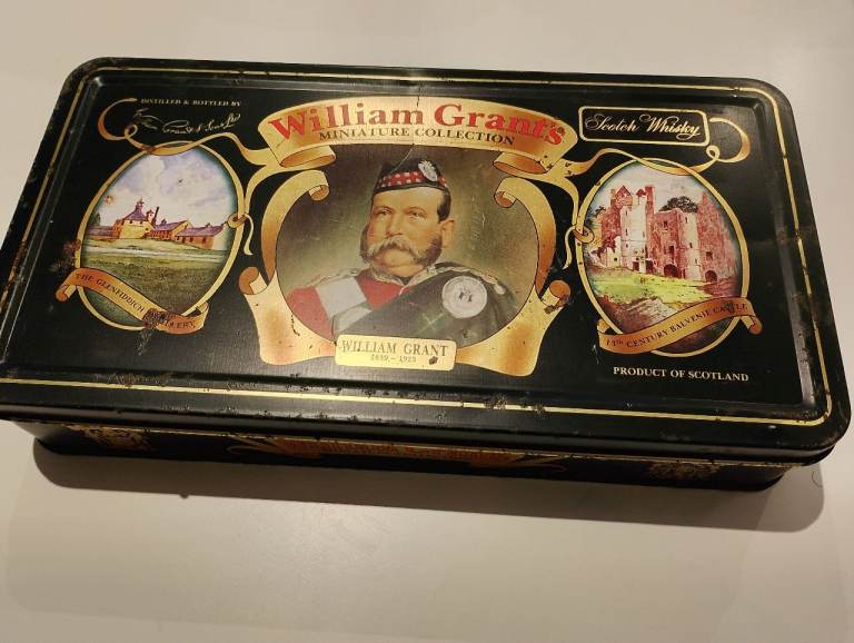 Metal William Grant’s miniature collection empty box