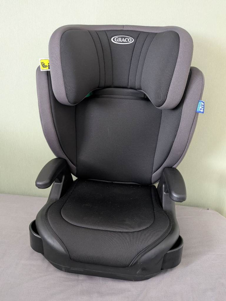 Graco Junior Maxi i-Size R129 Booster Seat – Grey, Good Condition