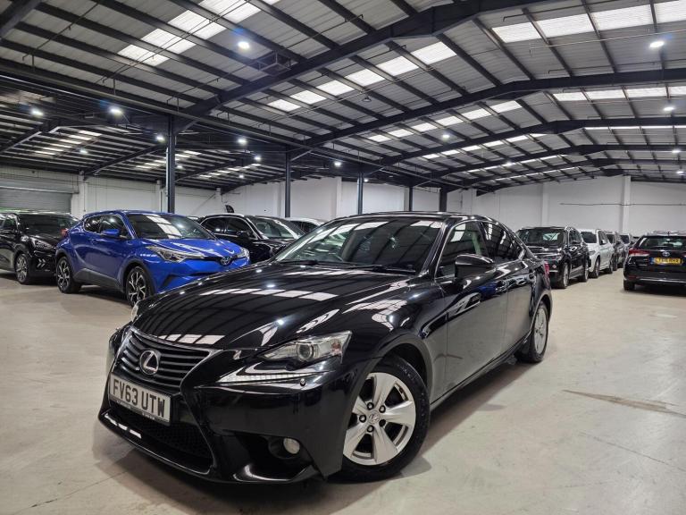 2014 Lexus IS 300h SE 4dr CVT Auto SALOON PETROL/ELECTRIC Automatic