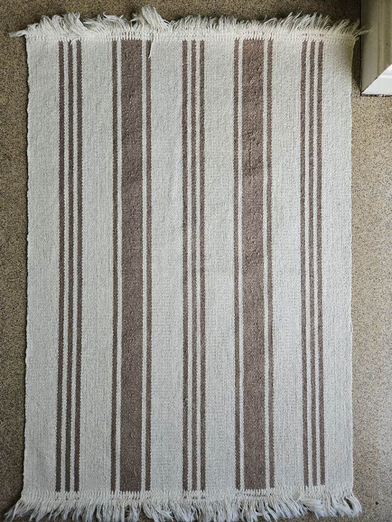 Small IKEA cotton rug £5