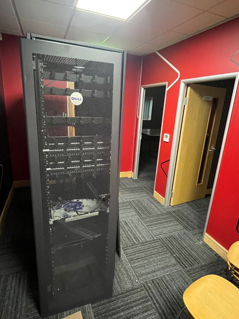 Dell Server Cabinets