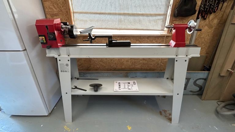 Axminster wood lathe 