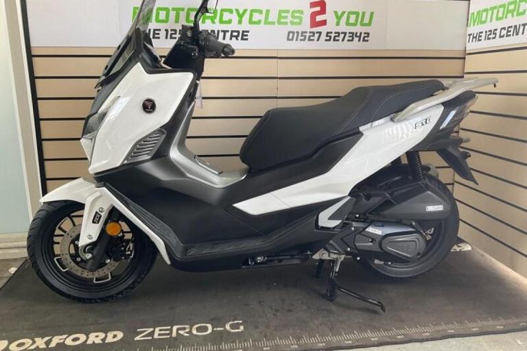 Voge SR1 Prestigious 125cc Scooter