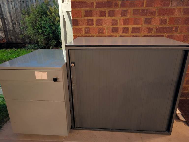 FREE Metal filing cabinets