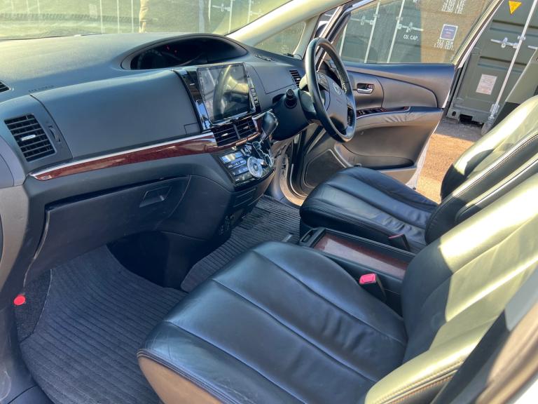 2024 Toyota Estima 2.4 Automatic 7 Seater. 83000 Miles. PETROL. Apple Car Play NAV. CAM. PX OK MP...