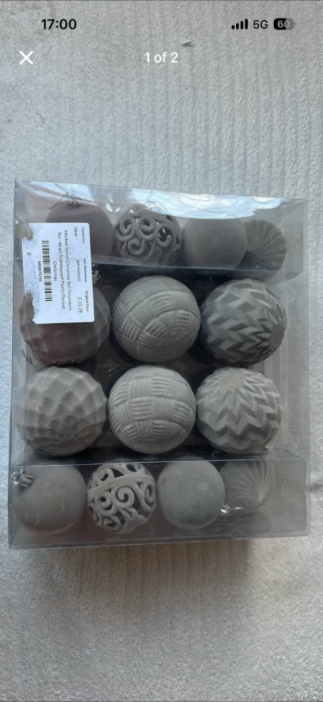 New Grey Decorative BallsinBox 