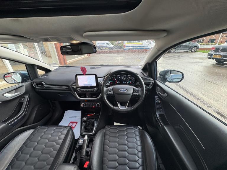 2020 Ford Fiesta 1.0 EcoBoost Hybrid mHEV 125 Vignale Edition 5dr + PANROOF / NAV / LEATHER  HATC...