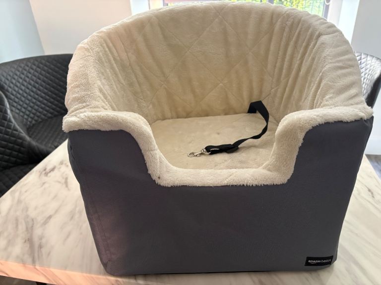 Amazon Basics Dog Car Seat Small