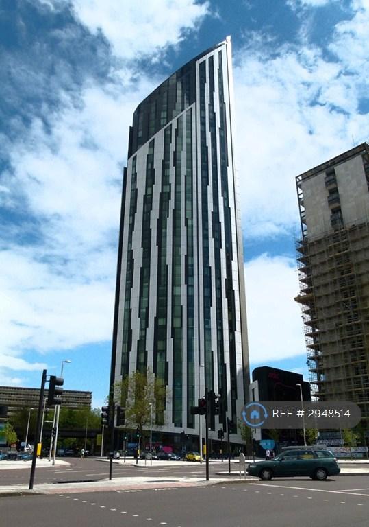 1 bedroom flat in Walworth Road, London, SE1 (1 bed) (#2948514)