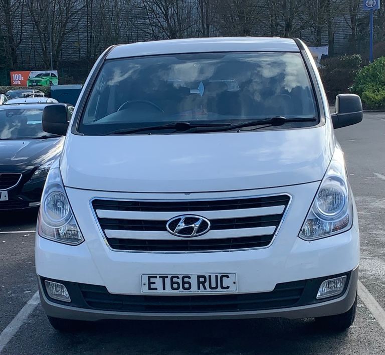 Hyundai i800 family van ,8 seaters