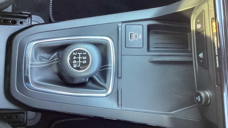 2024 Ford Puma 1.0 EcoBoost Hybrid mHEV Titanium 5dr Hatchback Petrol Manual