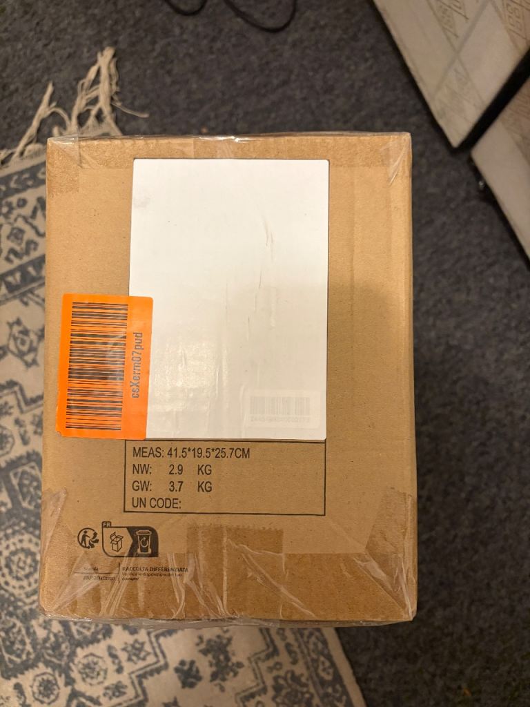 Brand new Hercules Speaker Pair 