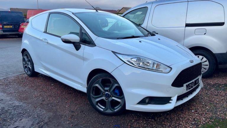 Ford, FIESTA, Car Derived Van, 2013, Manual, 1560 (cc)
