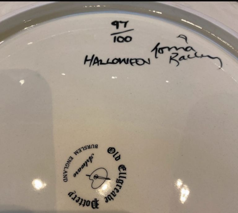 Vintage Lorna Bailey limited edition 97/100 ‘Halloween’ charger