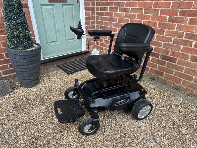 Mobility Plus Quick Split mobility chair, good batteries