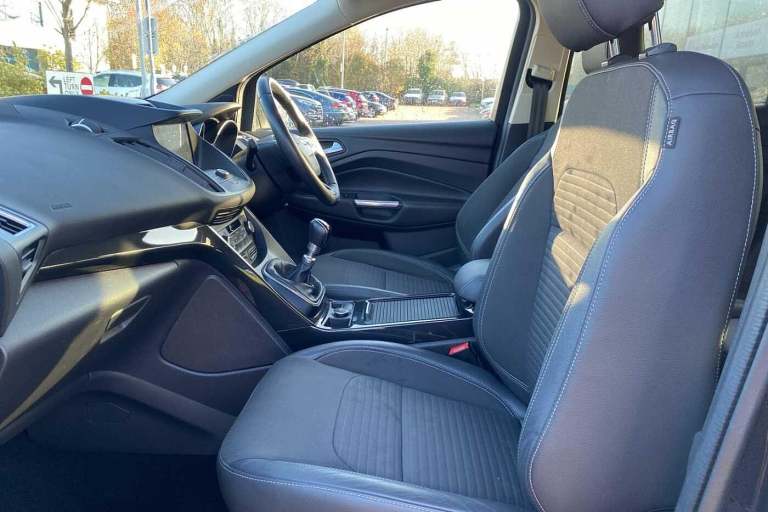 2017 Ford Kuga 2.0 TDCi Titanium (150 PS) 5-Door MPV HATCHBACK Diesel Manual