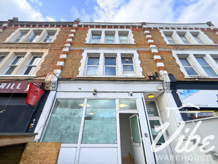 Office/Shop to rent at Hither Green Lane, Lewisham, London SE13