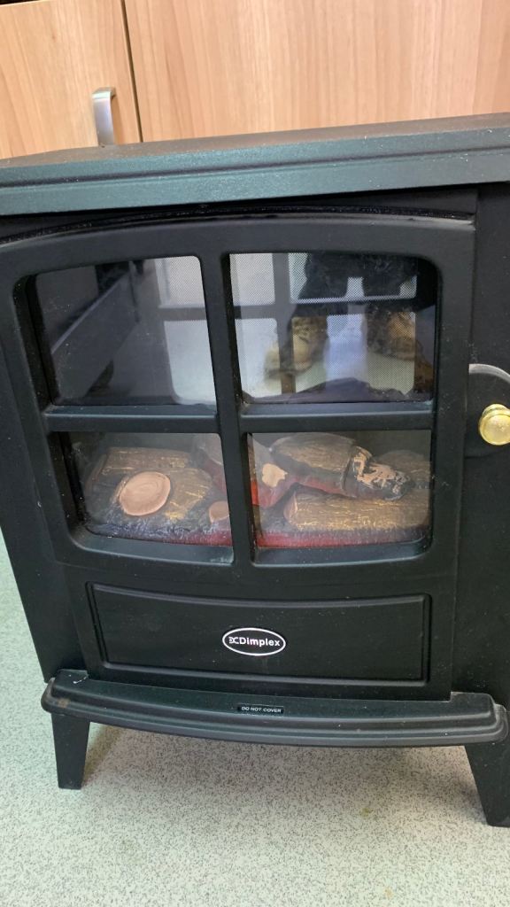 For Sale Dimplex Electric Fire & Slate Base 