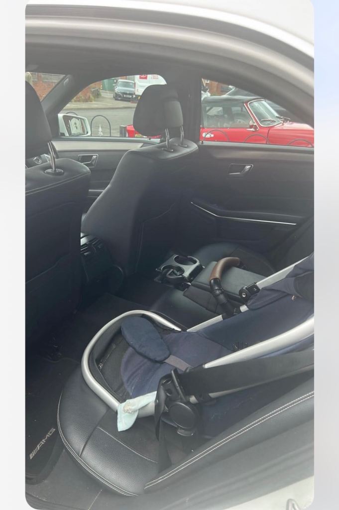 Mercedes-Benz, E CLASS, Saloon, 2014, Semi-Auto, 2143 (cc), 4 doors