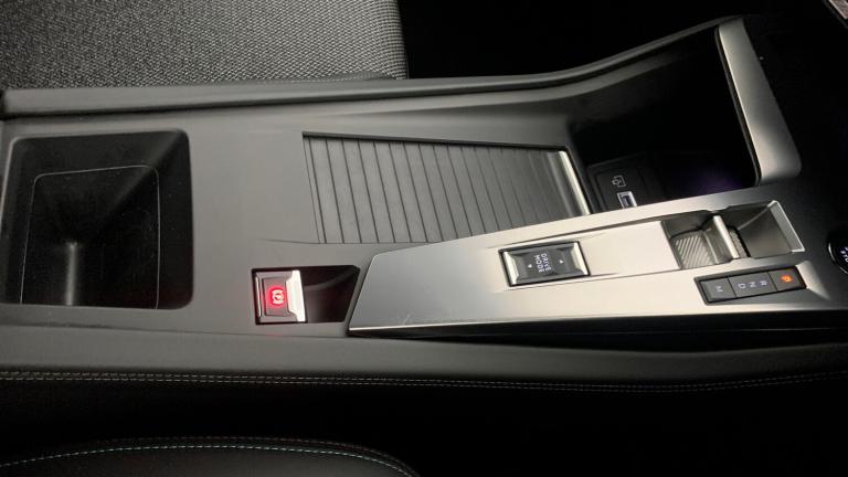 2024 Peugeot 308 1.2 PureTech Allure 5dr EAT8 ESTATE PETROL Automatic