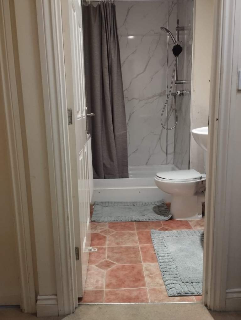 Spacious & Cosy Box Room for Rent in - RM19 1PX