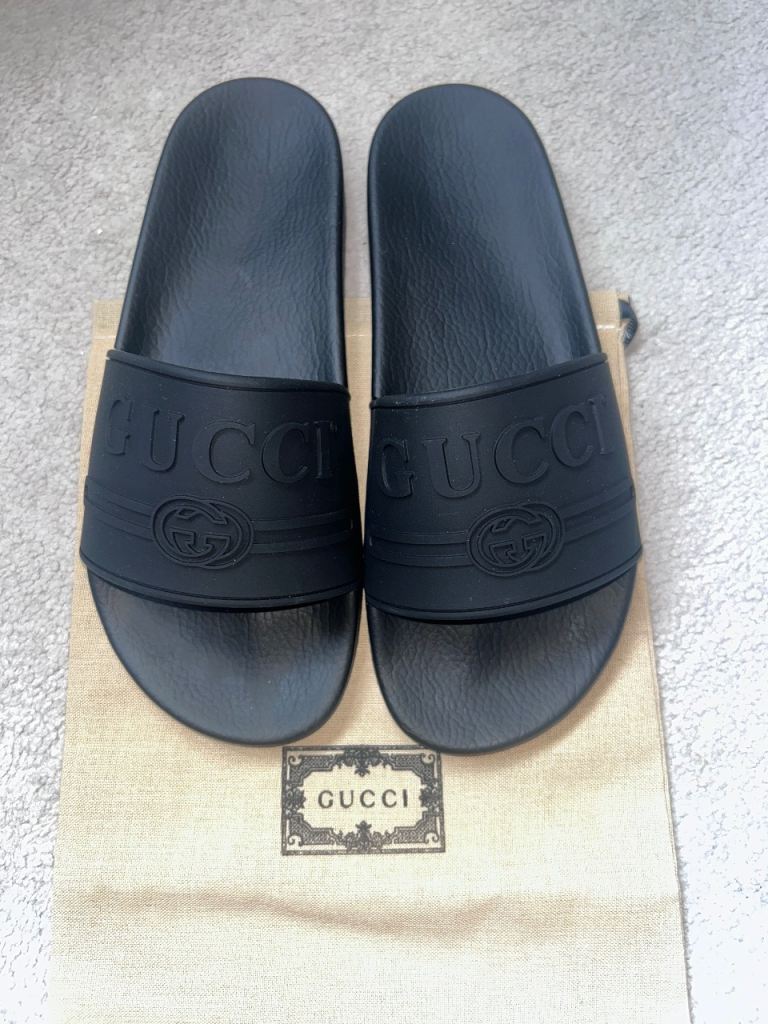 GG Black Rubber Slides – Like New, with Dust Bag
