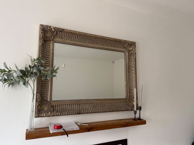 Large Gold Ornate Wall Mirror – Good Condition