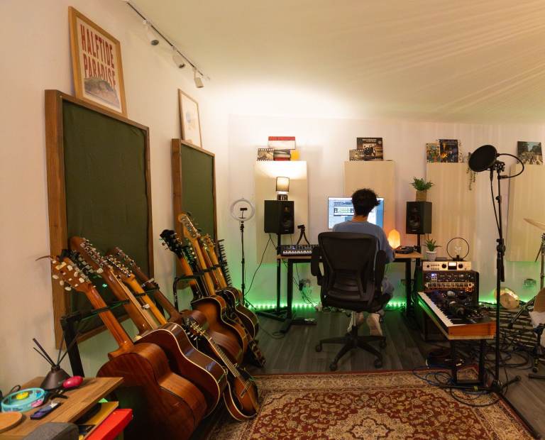 Music Studio | Creative Space | Artist Studio | Podcast | Office in Wimbledon South West London SW19