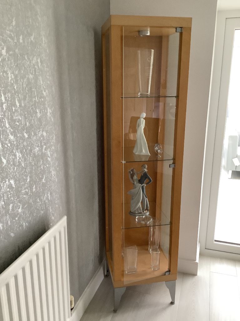 Display cabinets 