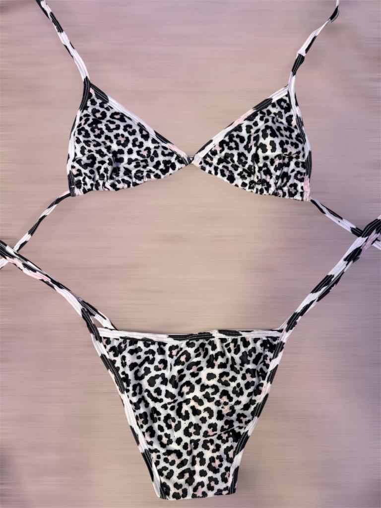 Leopard Print Bikini Swimwear Set – New Condition Size S, M, L