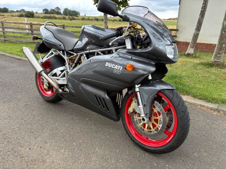 Ducati 900ss IE SENNA ultra low miles