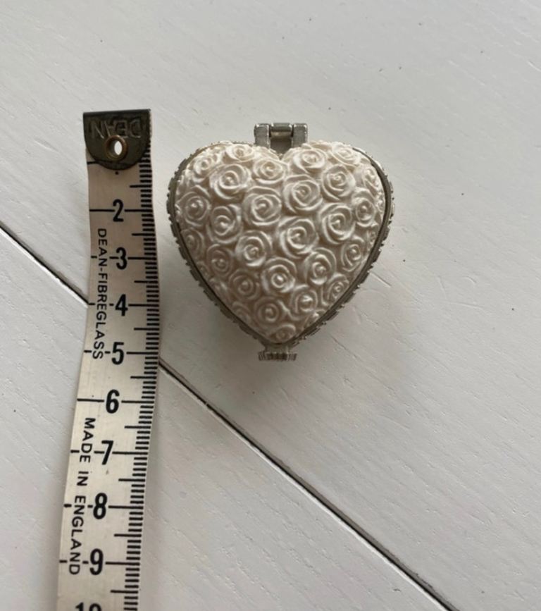 heart-shaped trinket pill box