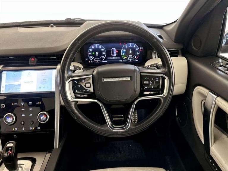2021 Land Rover Discovery Sport 1.5 P300e 12.2kWh R-Dynamic HSE Auto 4WD Euro 6 (s/s) 5dr Automat...
