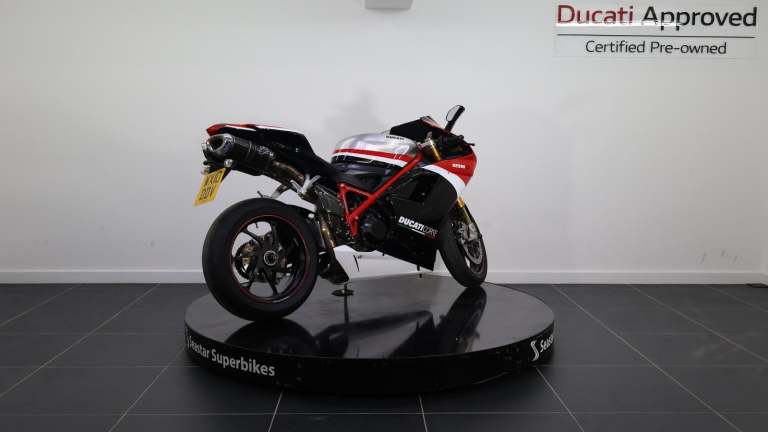 DUCATI 1198 S CORSE - 2010 - 11000 MILES