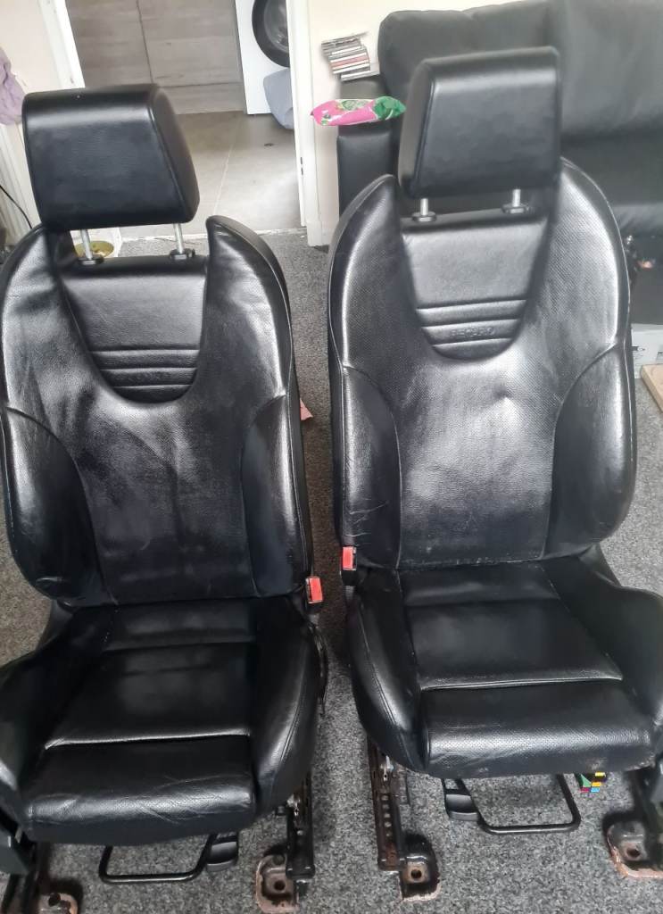 Ford focus recaro sports seats (may fit other focus/Ford models/specs)