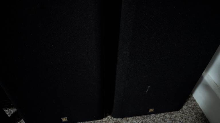 Kef cresta 2. Speakers 