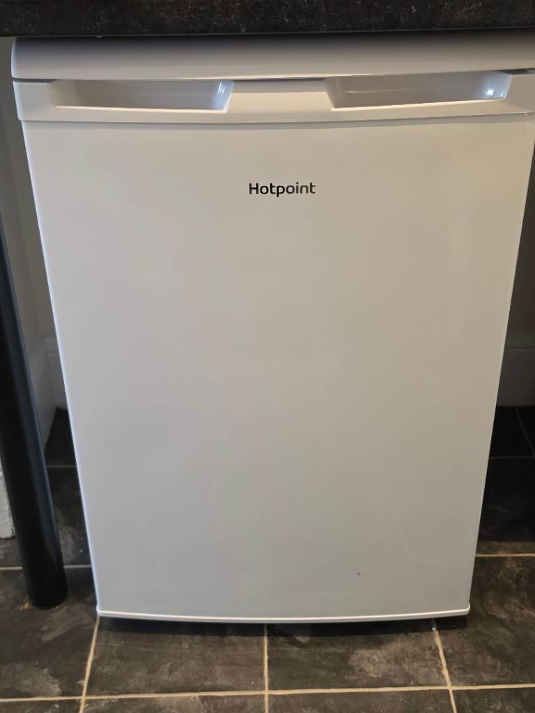 Hotpoint fridge 