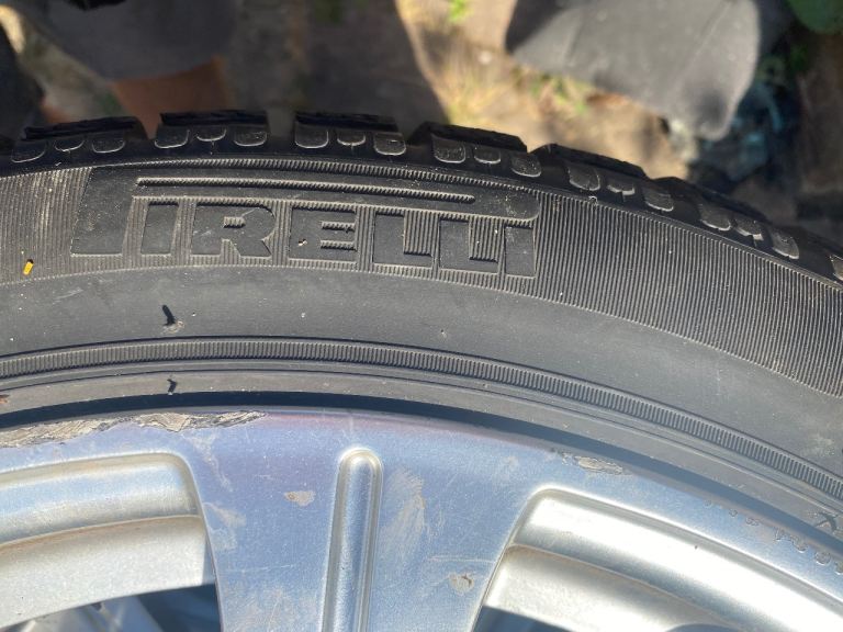 Alloywheels and tires