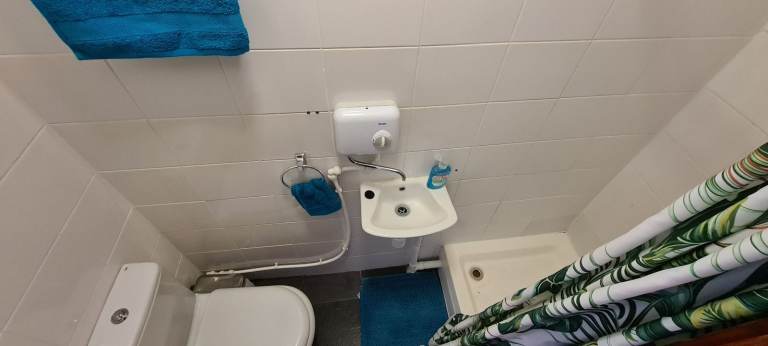 1 bed flat - Highfield - BILLS INC - Available end of January 2026