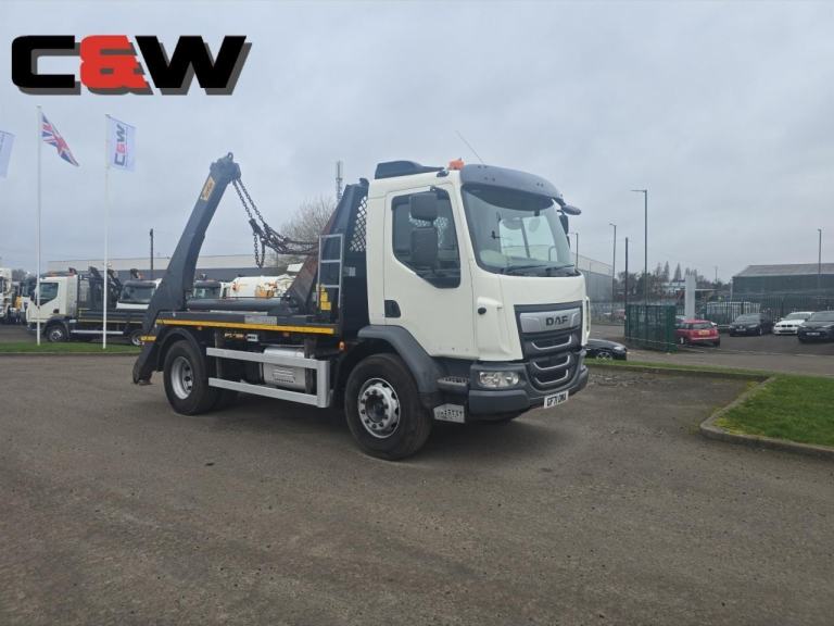 2022 (71) DAF FA LF 260 4x2 18T Skip Loader - 255,000kms