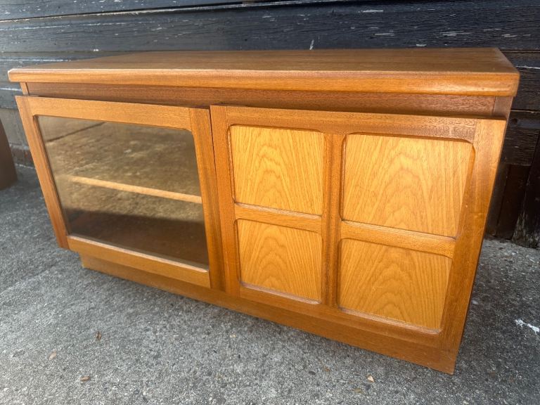 Vintage retro record wooden mid century modern MCM g plan nathan teak tv media cabinet 60s 70s