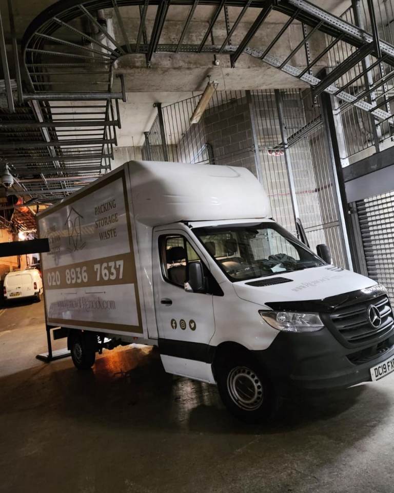 📍Bespoke Man and Van London|Removals|Home|Office|Gym|Storage|Waste|5*