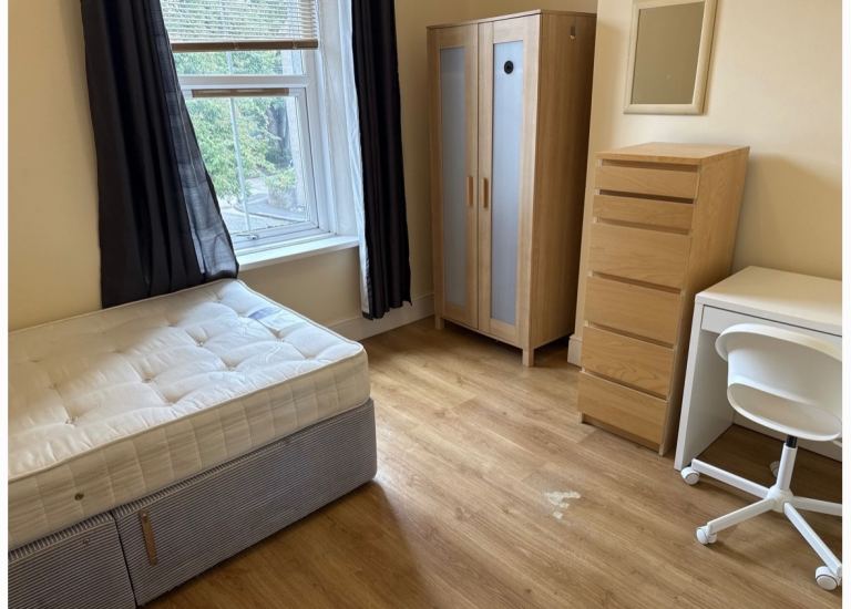Room in Shared House -Female
