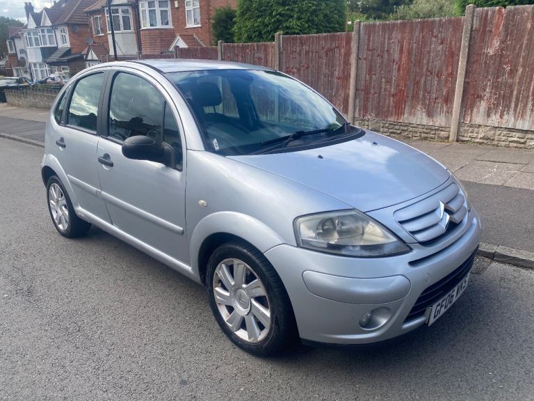AUTOMATIC 2006 Citroen C3 1.6 5dr PETROL ULEZ FREE IDEAL NEW PASSED DRIVER LONG MOT 2027